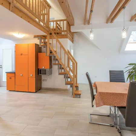 1 Bedroom Stunning In