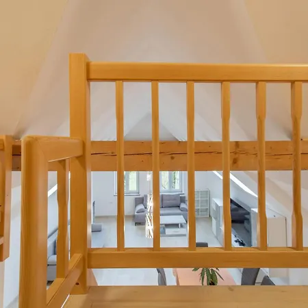 1 Bedroom Stunning In *