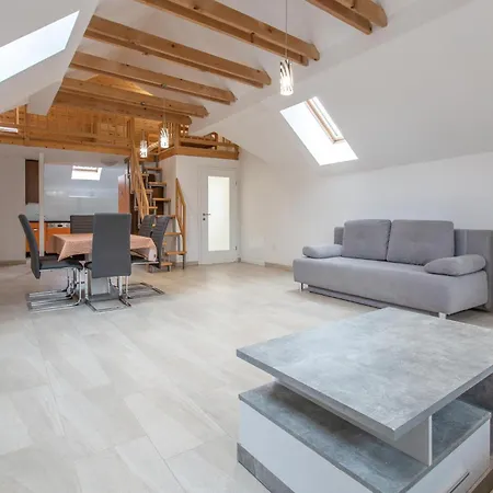 1 Bedroom Stunning In Zoll